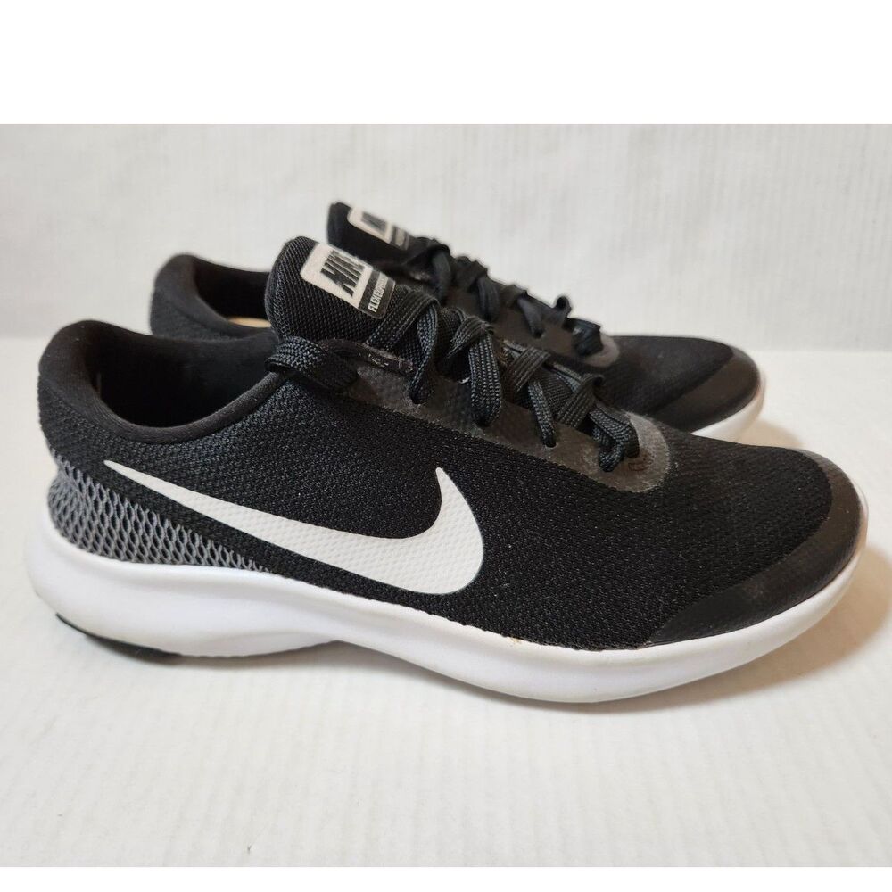 Nike Flex Experience RN 7 – Men’s Size 10.5 (Black/White)